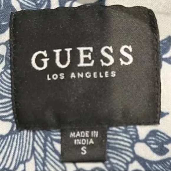 Guess Shirt Men's Small Slim Fit Button Shirt Navy Blue Floral Pocket Long Slv - Picture 5 of 5
